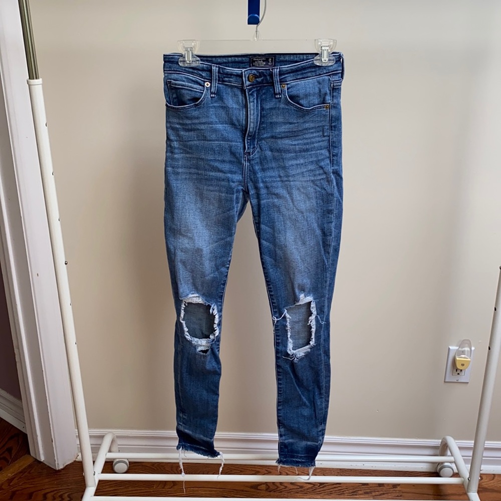 Abercrombie Ripped High-Rise Skinny Jeans